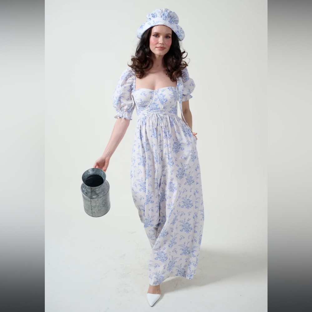 Selkie Biltmore Jumpsuit Bed and Breakfast print size small NWT